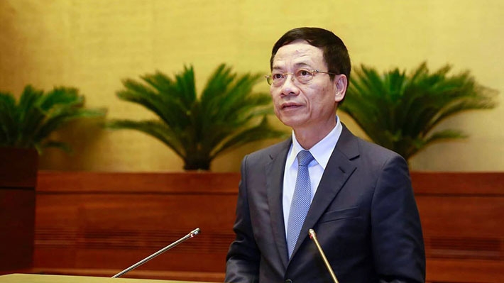 “Đúng là giải pháp chúng ta phải nghĩ đến, nhìn dưới khía cạnh rất con người tức là để cho anh em sống được”, theo Bộ trưởng Nguyễn Mạnh Hùng - Ảnh: Quang Phúc.