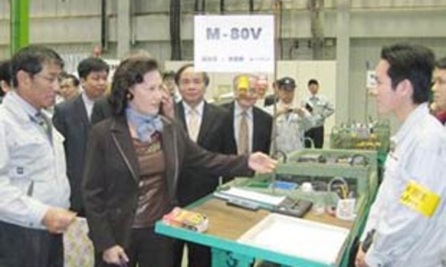 Tu nghiệp sinh Việt Nam tại Nhật thích vi phạm hợp đồng?
