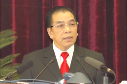 Tổng bí thư Nông Đức Mạnh phát biểu khai mạc Hội nghị.