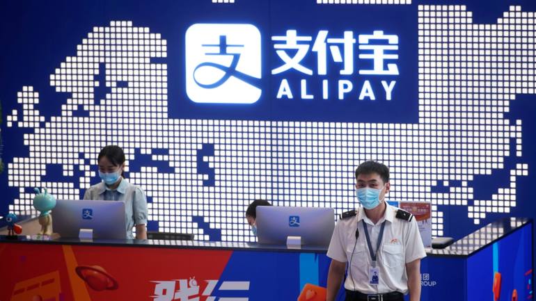 Ant Group đứng sau nền tảng thanh toán hàng đầu Trung Quốc Alipay - Ảnh: Reuters