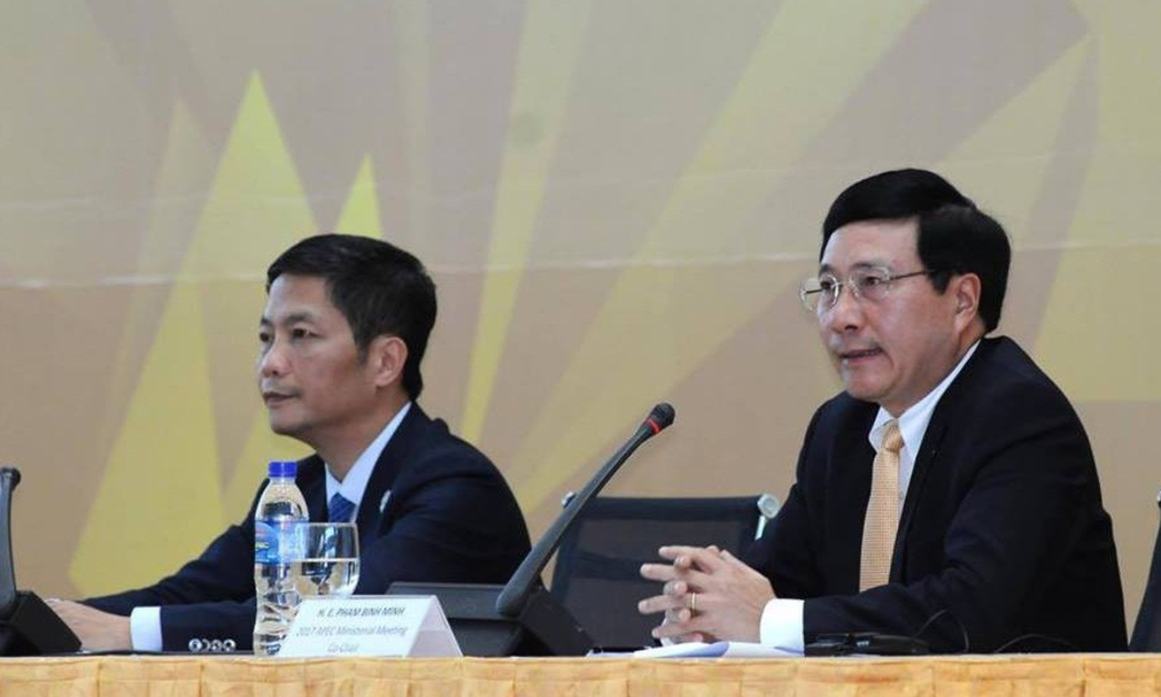 Phó thủ tướng Phạm Bình Minh và Bộ trưởng Trần Tuấn Anh chủ trì hội nghị.