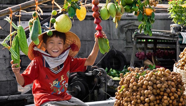 Xuất khẩu sang Trung Quốc nhiều, tuy nhiên giá xuất khẩu của Việt Nam vẫn thấp, lý do là gần 3/4 mặt hàng rau quả của Việt Nam xuất sang thị trường này là theo đường tiểu ngạch.<br>