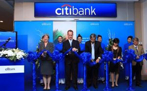 Ngân hàng bán lẻ của Citibank được mở tại 17 Ngô Quyền-Hà Nội.