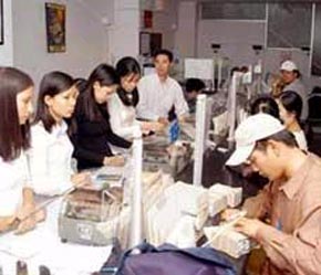 Thời gian tới một số ngân hàng nước ngoài sẽ giới thiệu các sản phẩm khác như cho vay tiêu dùng, thẻ tín dụng, cho vay thế chấp hướng tới khách hàng cá nhân.