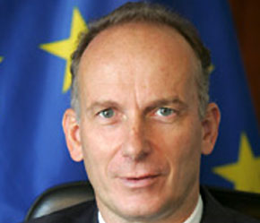 "Một thực tế là thực thi quyền sở hữu trí tuệ là việc khó không chỉ với riêng Việt Nam".