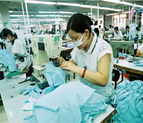 Thêm một tin vui cho ngành dệt may Việt Nam sau khi chính thức trở thành thành viên của WTO - Ảnh: Việt Tuấn.