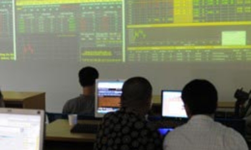 Đóng cửa sàn vàng: Ngổn ngang trăm mối