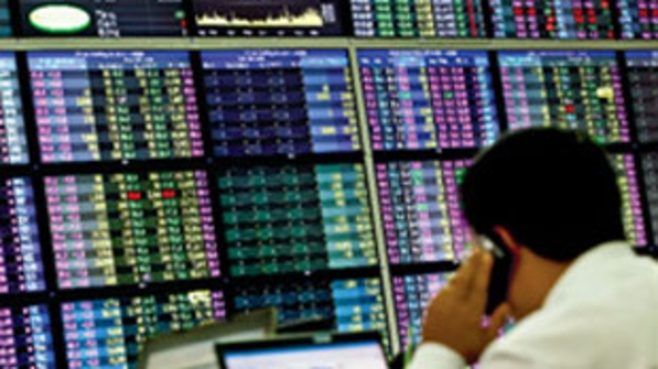 Các ngân hàng có tìm đủ 11.000 tỷ đồng trong 4 tháng?