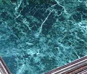 Một mặt cắt đá nhân tạo làm từ composite: Ảnh: Alibaba.com.