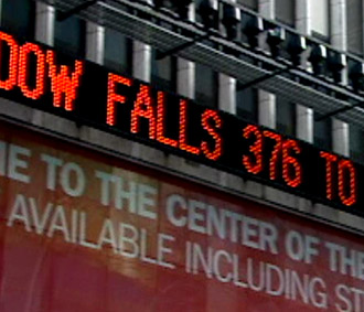 Chỉ số Dow Jones phiên này đã giảm gần 2% - Ảnh: Reuters.