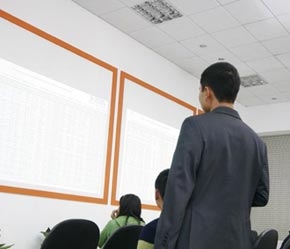 Nếu xây dựng một danh mục đầu tư chung dựa theo kết quả, cổ phiếu ngành ngân hàng đang có được ưu ái với vị trí đứng đầu.