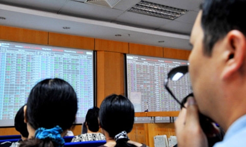 Tỷ giá đánh đổi lãi suất?