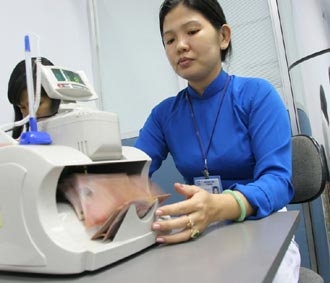 Sacombank hiện có số vốn điều lệ lớn nhất, tới 4.400 tỷ đồng và có màng lưới rộng nhất trong khối ngân hàng thương mại cổ phần.