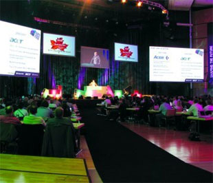 Acer công bố chiến lược toàn cầu tại cuộc họp báo quốc tế ở Budapest hồi năm ngoái - Ảnh: H.H.