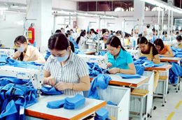 Xuất khẩu hàng dệt may sáu tháng đầu năm đã mang về kim ngạch 4,87 tỷ USD.