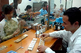 Độ trễ của tác động chính sách đối với lãi suất huy động vàng đã được rút ngắn.