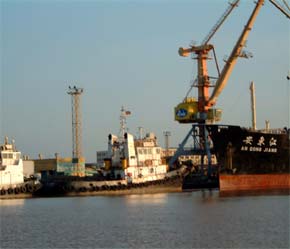 Một góc Cảng Hải Phòng hiện nay.