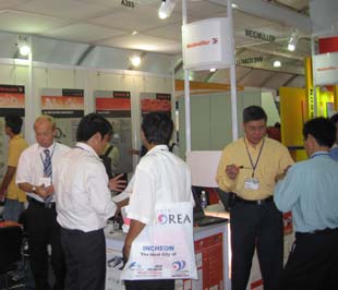  Theo Ban tổ chức, ý tưởng tổ chức cùng lúc ba triển lãm có chủ đề liên kết với nhau đã nhận được sự phản hồi tích cực từ các doanh nghiệp.