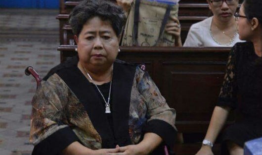 Bị can Hứa Thị Phấn.