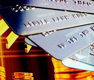 Chủng loại máy ATM, công nghệ dịch vụ thẻ của các ngân hàng thương mại nhập khẩu hay mua của các hàng khác nhau, từ các quốc gia khác nhau, thế hệ máy khác nhau.