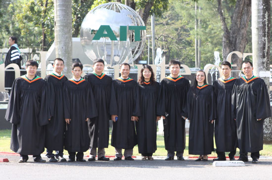 Tham gia chương trình này, các học viên có cơ hội tham gia kì thực tập 4 tuần tại  Đài Loan, trong kì thực tập này học viên sẽ làm việc tại các ngân hàng hoặc tổ chức tài chính.