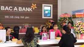 Giao dịch tại Bac A Bank.