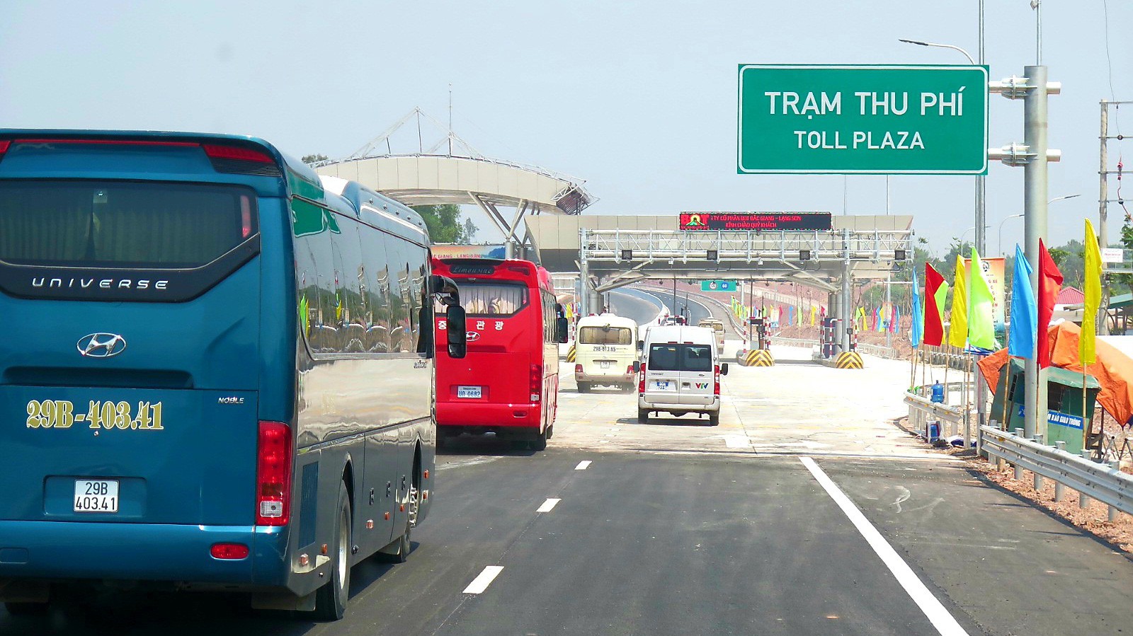 Tuyến đường Cao tốc Bắc Giang - Lạng Sơn đi vào khai thác sẽ rút ngắn thời gian đị lại từ Hà Nội - Lạng Sơn từ hơn 3h đồng hồ còn 2h30 phút.