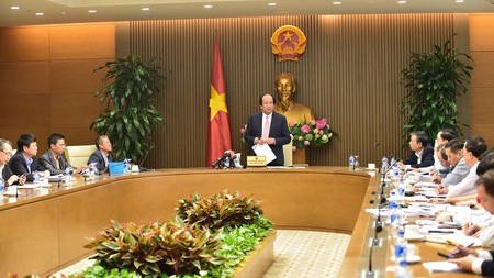 Bộ trưởng Mai Tiến Dũng nhấn mạnh nhắc nhở của Thủ tướng rằng, trước khi công bố các văn bản, chính sách phải đánh giá kỹ tác động, tránh việc vừa ban hành dư luận đã không đồng tình.