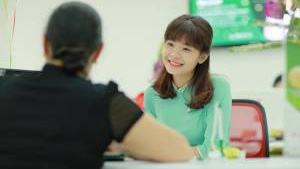 Đối với người gửi tiền, hoạt động của Bảo hiểm tiền gửi Việt Nam góp phần củng cố niềm tin của công chúng đối với hệ thống các tổ chức tín dụng và bảo vệ quyền và lợi ích hợp pháp của người gửi tiền.