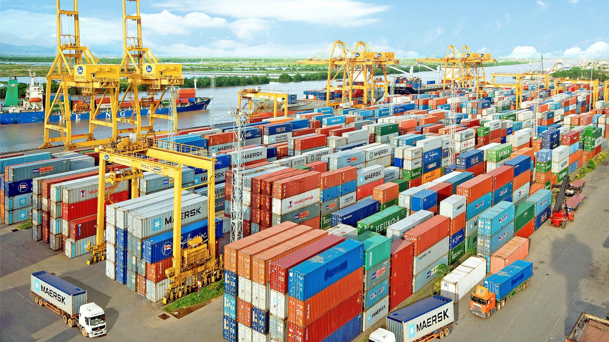 Tính đến thời điểm hiện tại kim ngạch xuất khẩu hàng hóa của nước ta đã hoàn thành 92,4% mục tiêu xuất khẩu 188 tỷ USD trong năm 2017.