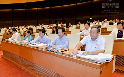 <b> </b>Một phiên họp toàn thể của Quốc hội tại hội trường.<b><br></b>