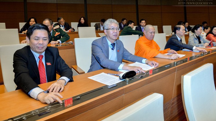 Quốc hội đã bấm nút thông qua 4 nghị quyết trong phiên họp chiều 24/11.