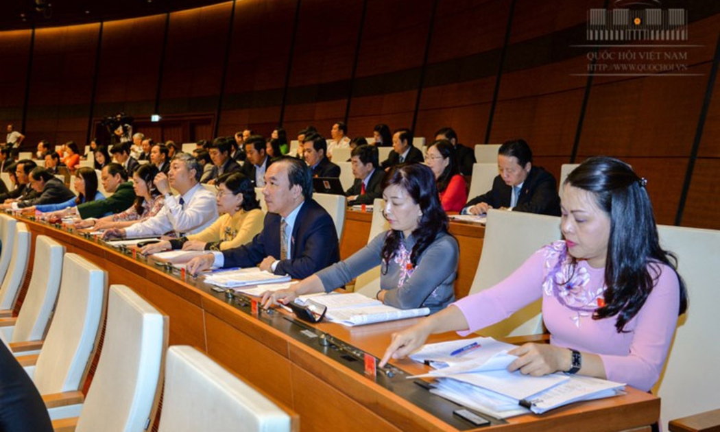 Tại nghị quyết, trong lĩnh vực văn hoá, thể thao và du lịch, Quốc hội yêu cầu tập trung thực hiện các giải pháp về xây dựng con người Việt Nam phát triển toàn diện.