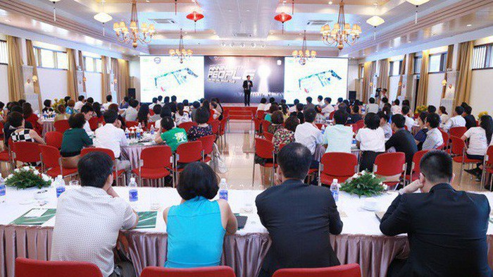 Năm 2016 có đến 1,3 triệu người tham gia thì đến nay chỉ còn khoảng hơn 800.000 người ký hợp đồng tham gia bán hàng đa cấp. 