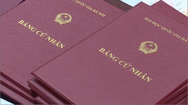 Bằng tốt nghiệp đại học có thể sẽ chỉ còn một tên gọi là bằng cử nhân. Ảnh minh họa. 