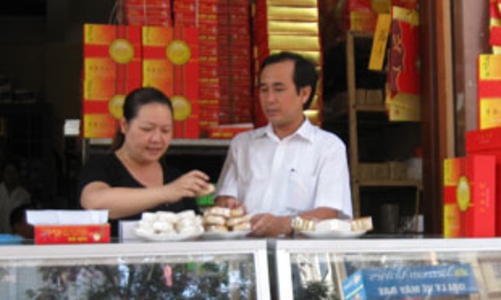 Bánh Trung thu thủ công mập mờ thời gian sử dụng