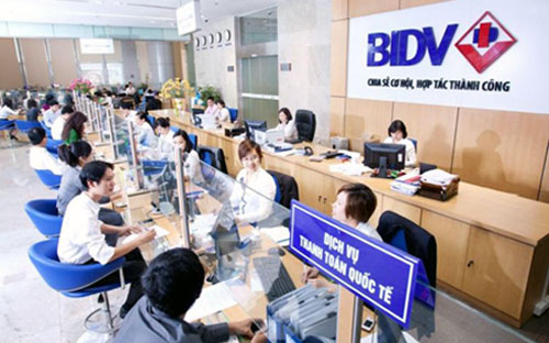 Lãi suất huy động VND tại BIDV kỳ hạn trên 12 tháng hiện chỉ còn 8%/năm.<br>