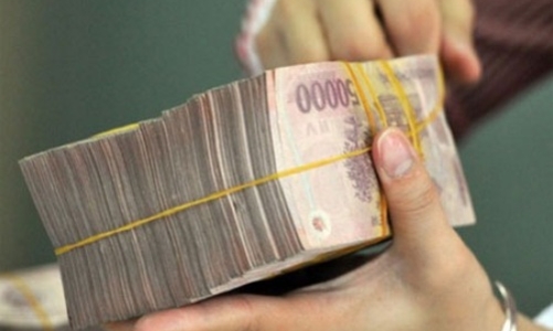 Các ngân hàng bị thúc xử lý nợ xấu