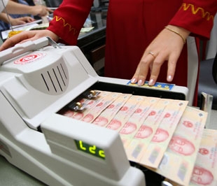 Văn bản 266/HHNH của VNBA cho rằng: “Từ trung tuần tháng 8/2009 đến nay, một loạt các ngân hàng thương mại đã tiến hành điều chỉnh tăng lãi suất huy động vốn, ít nhiều dẫn đến sự xáo trộn vốn giữa các ngân hàng thương mại, không có lợi cho hoạt động kinh doanh”.