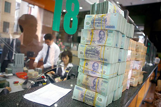 Ủy ban Kinh tế của Quốc hội: “Lãi suất chưa thể giảm đại trà và khả năng tiếp cận tín dụng cũng không phải dễ”.