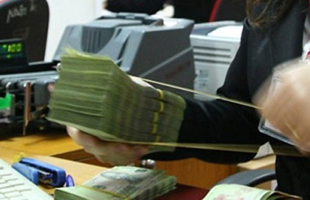 Khó khăn thanh khoản và căng thẳng lãi suất trên thị trường liên ngân hàng đã chính thức trở lại, sau một thời gian khá dài tương đối ổn định.