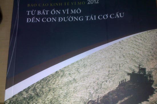 Báo cáo kinh tế vĩ mô được xây dựng hàng năm.