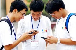 VinaPhone cho phép khách hàng được tự đăng kí chọn số thuê bao điện thoại trả sau qua mạng của VinaPhone, bắt đầu từ ngày 5/7/2010.