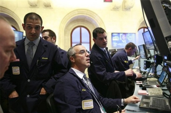 S&P 500 đã lên mức cao nhất trong 17 tháng và cũng là cao nhất trong năm 2010 - Ảnh: AP.