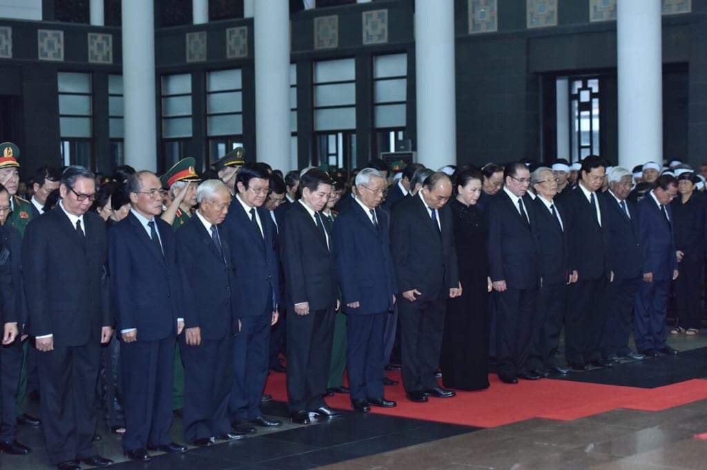 Lễ viếng nguyên Chủ tịch nước Lê Đức Anh - Ảnh 2.