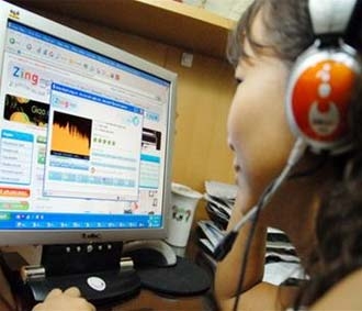 Đối chiếu với con số trung bình 20.000 tác phẩm trên các site nghe nhạc trực tuyến, hằng năm số tiền mỗi đơn vị phải trả là 20 tỉ đồng. Với số lượng hơn 30 site nhạc chính thức đang hoạt động, số tiền phải trả lên đến hơn 600 tỉ đồng.