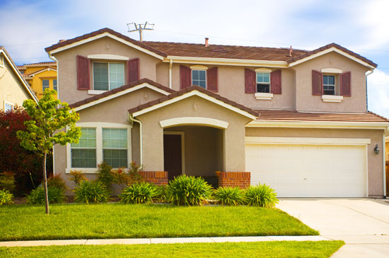 TOA NanoShield được xem là loại sơn “công nghệ xanh”, ngoài chức năng bảo vệ và làm đẹp, loại sơn này còn chứa rất ít hàm lượng chất hữu cơ (VOC), ít độc hại, an toàn cho sức khỏe và môi trường.