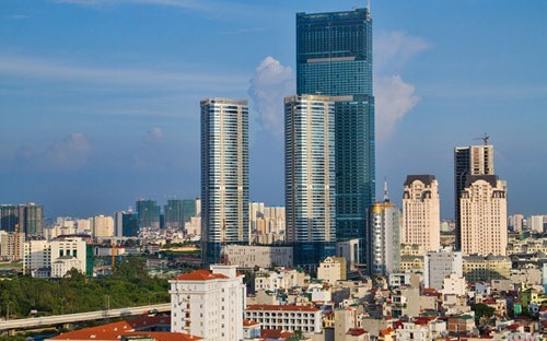Điểm đáng chú ý trong năm 2015, phân khúc căn hộ cao cấp đã trở lại với tỷ lệ tăng mạnh trong cả lượng mở bán và giao dịch.