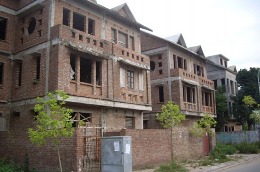 Nhà đất đơn lẻ vẫn được người dân Hà Nội ưa chuộng hơn căn hộ chung cư.