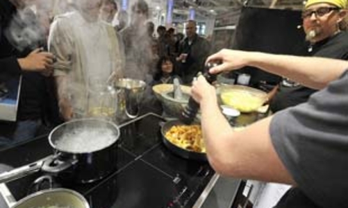 Xúc tiến thương mại: Doanh nghiệp đừng thập thò!